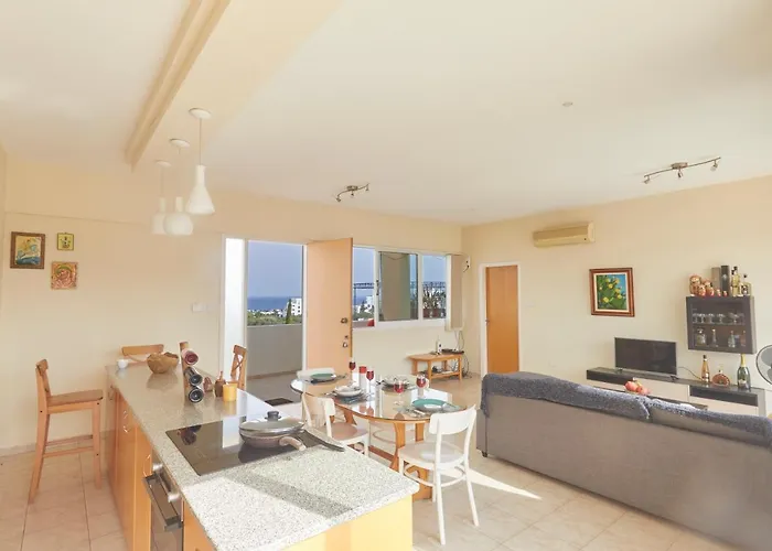Spectacular Sea View, Private Jacuzzi & Table Pool