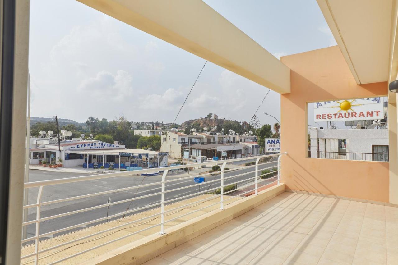 Apartament Spectacular Sea View, Private Jacuzzi & Table Pool *